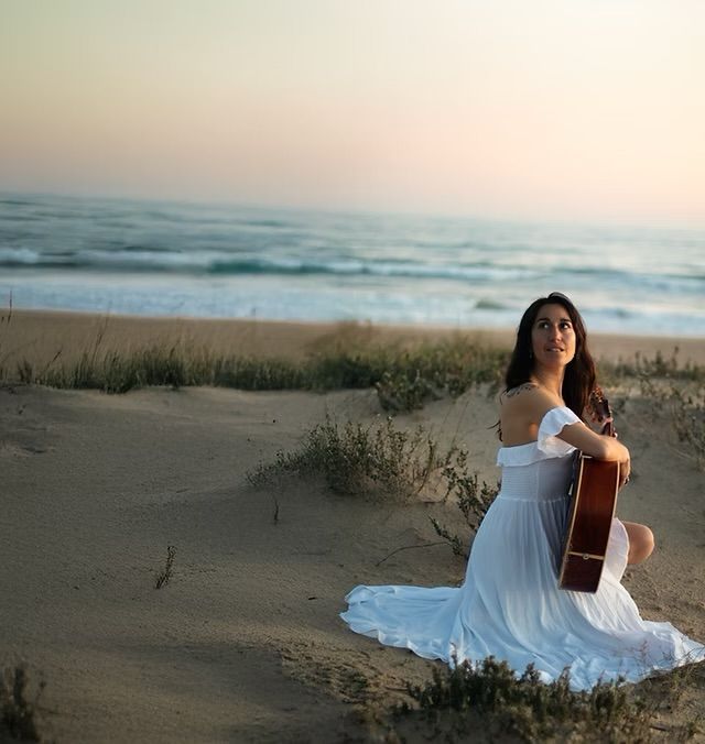 Photo of Lena Younes